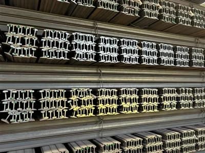 40 TONELADES DE CARILS D'ACER QU70 ENVIADES A COLÒMBIA